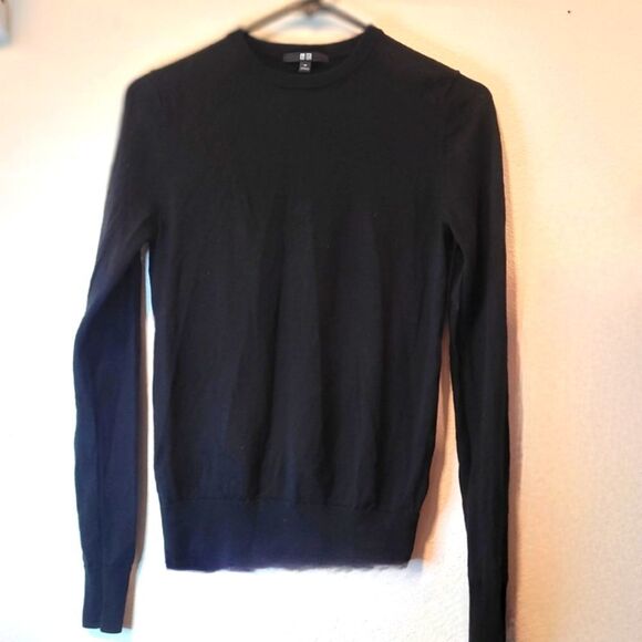 Uniqlo Wool XS Black Crewneck Sweater - Picture 1 of 5